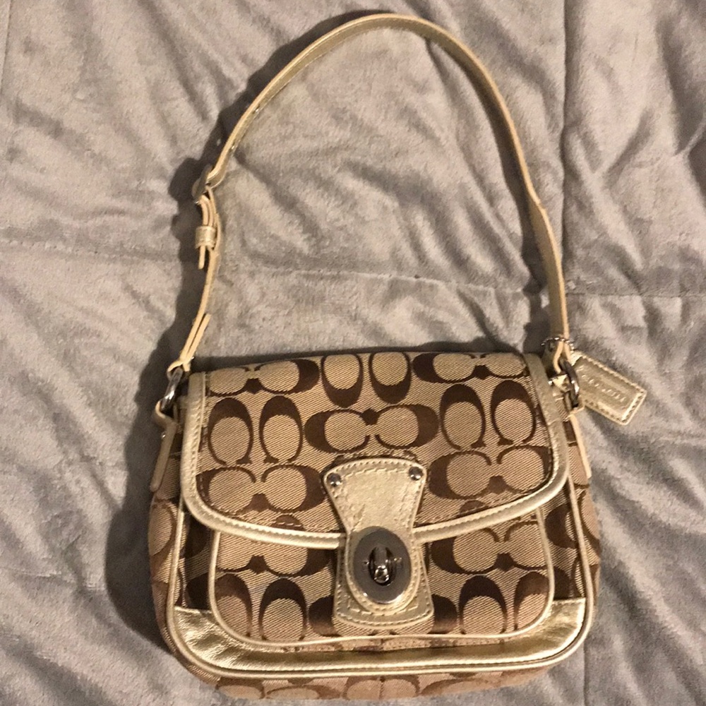 Coach purse.
